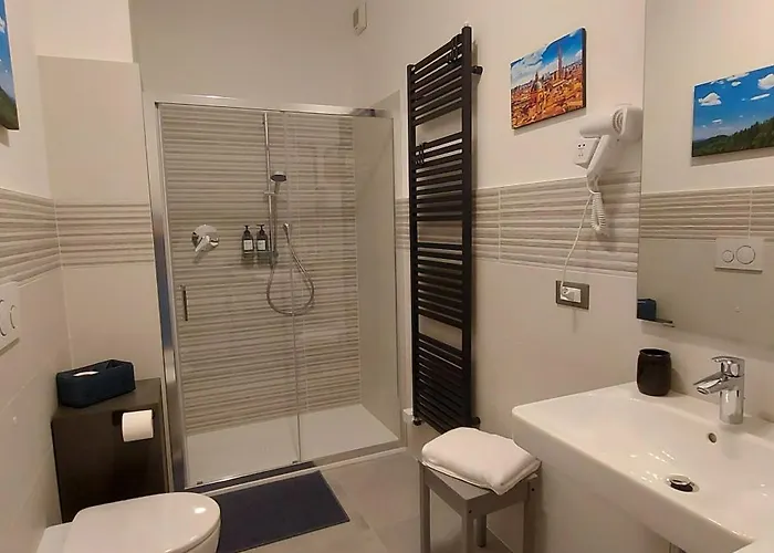 Unangolodibologna 2 - Vicino Ospedale Laura Bologne